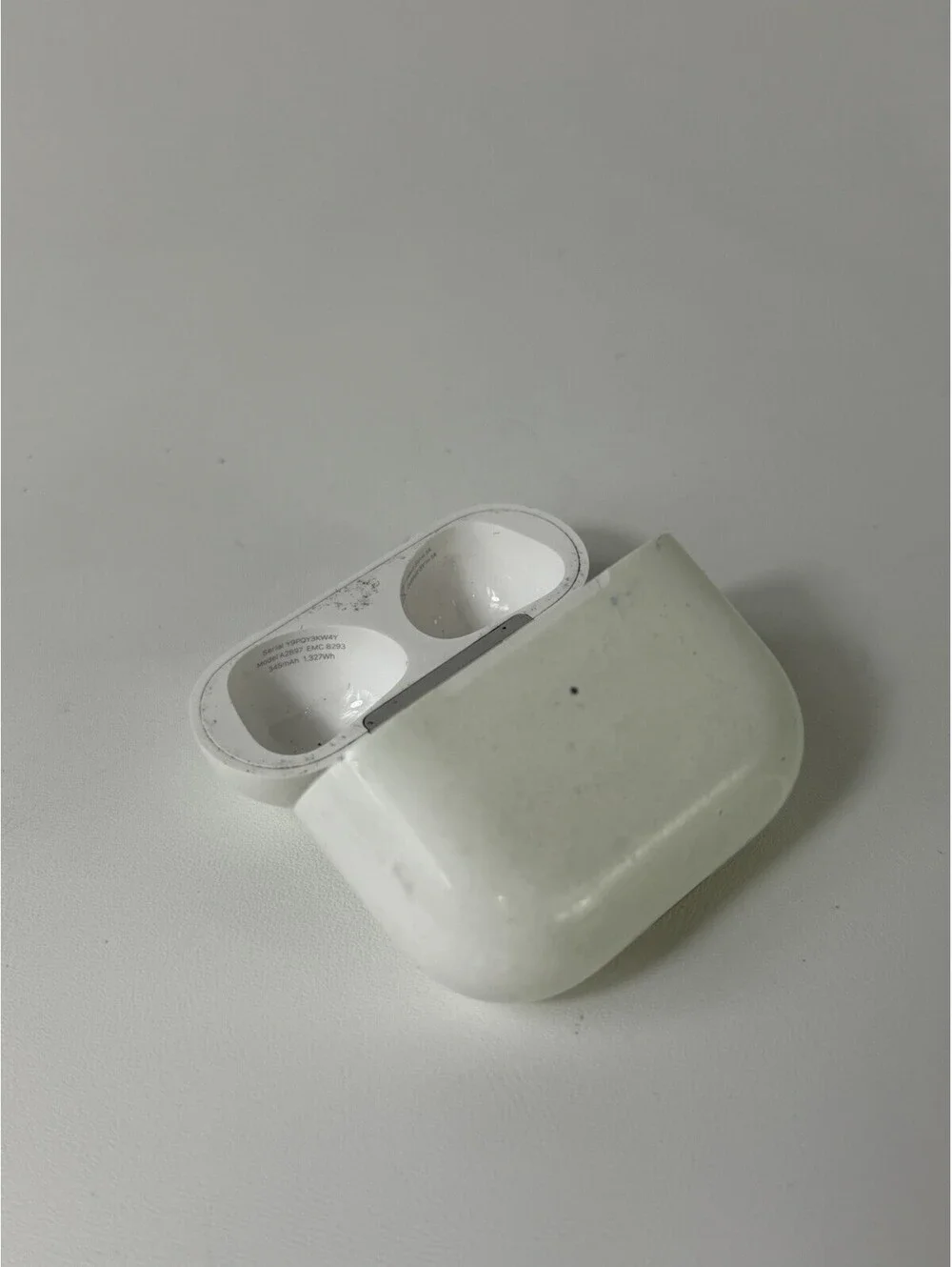 Genuine Apple Airpods Pro 1st Generation Charging Case ONLY A2190 Lightning